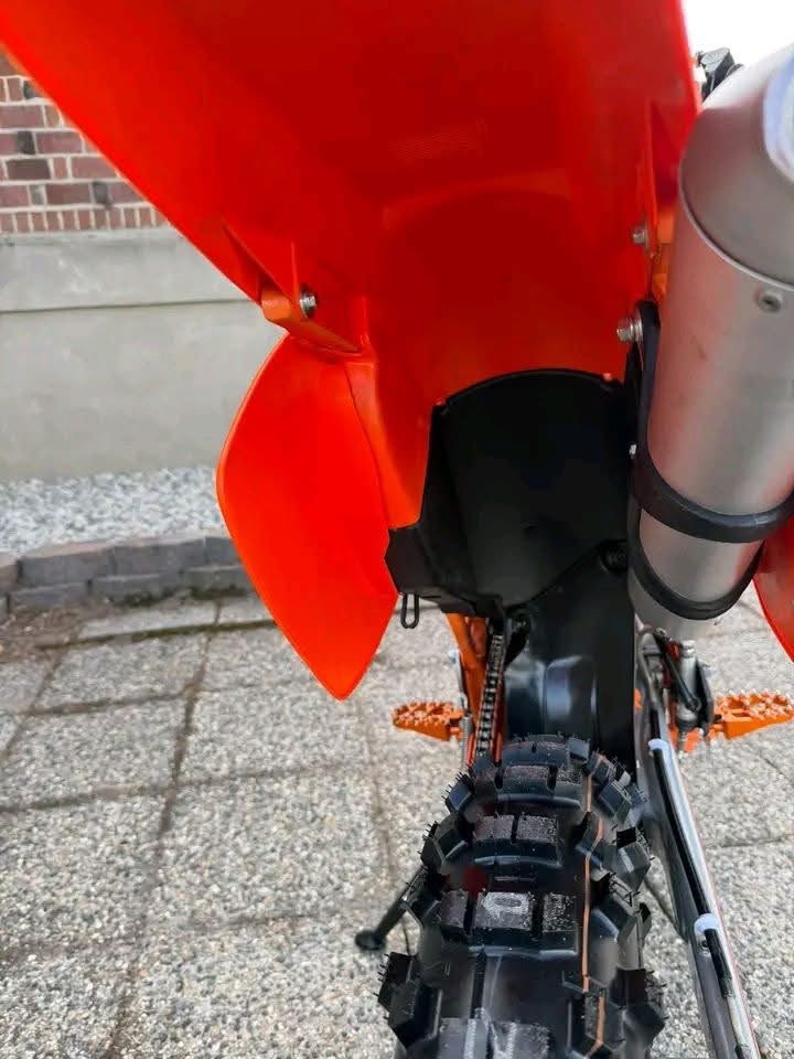 2010 KTM EXC-Series 2-Stroke Enduro - Image 10